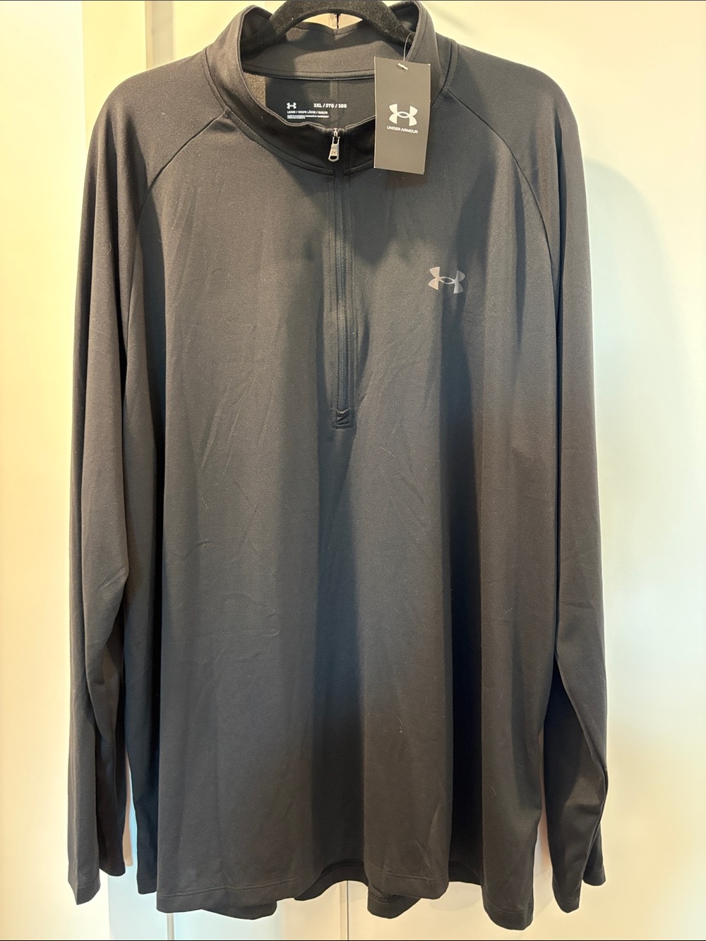 BRAND NEW Under Armour Men's Black Quarter-Zip Performance Top